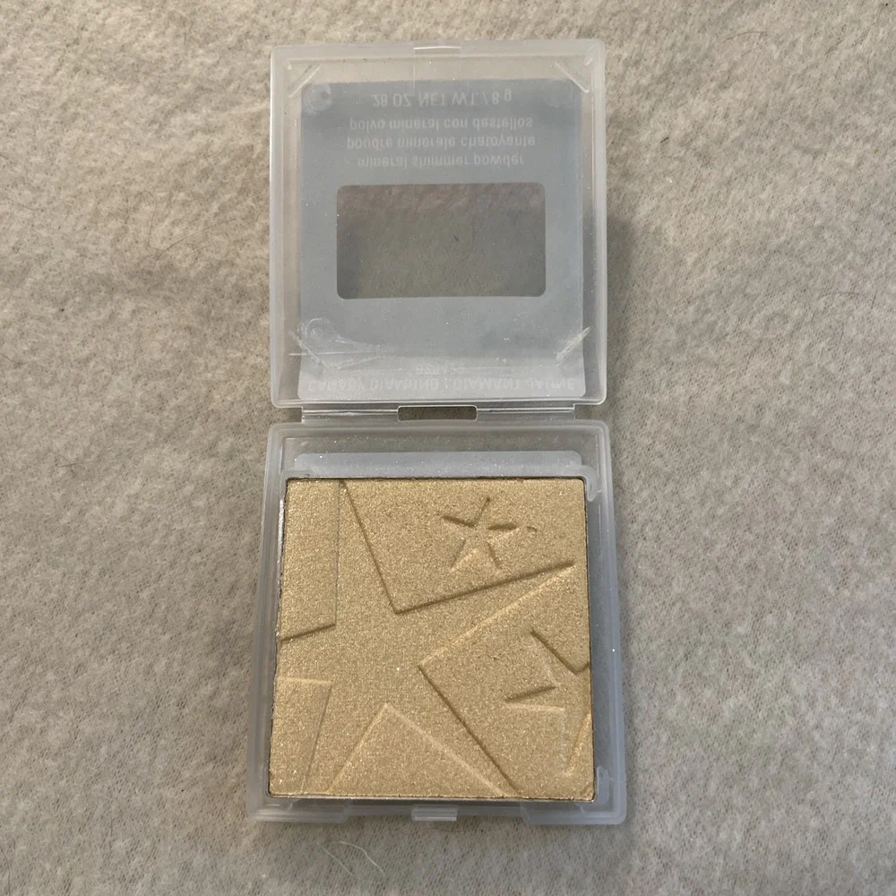 Mary Kay Canary Diamond 020422 Mineral Shimmer Powder .28 oz New